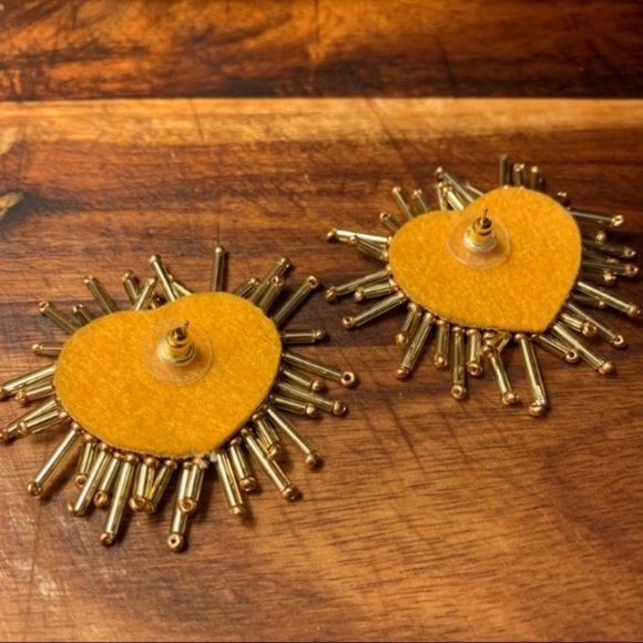 Felt Back Seed Beaded Heart Earrings in Yellow - Picture 6 of 6